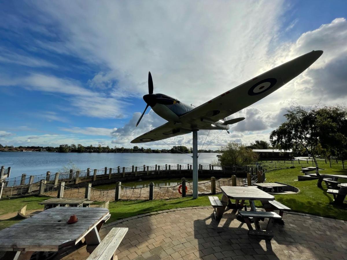 Tattershall Lakes Mini Breaks - Osprey Rise Hotell Exteriör bild